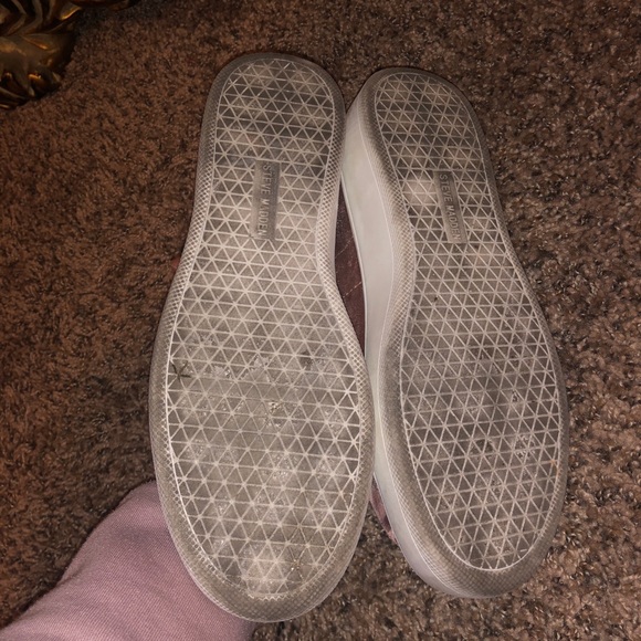 Mauve Velvet Steve Madden Sneakers - Picture 4 of 4